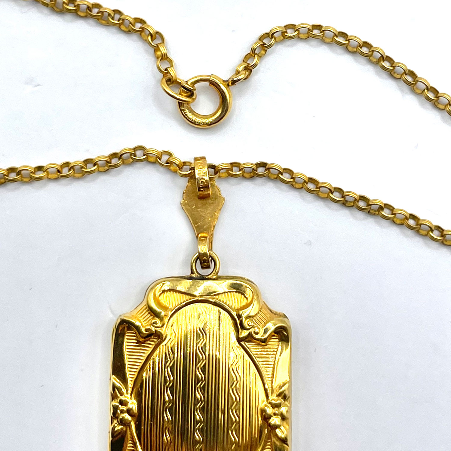 Antique locket pendant necklace