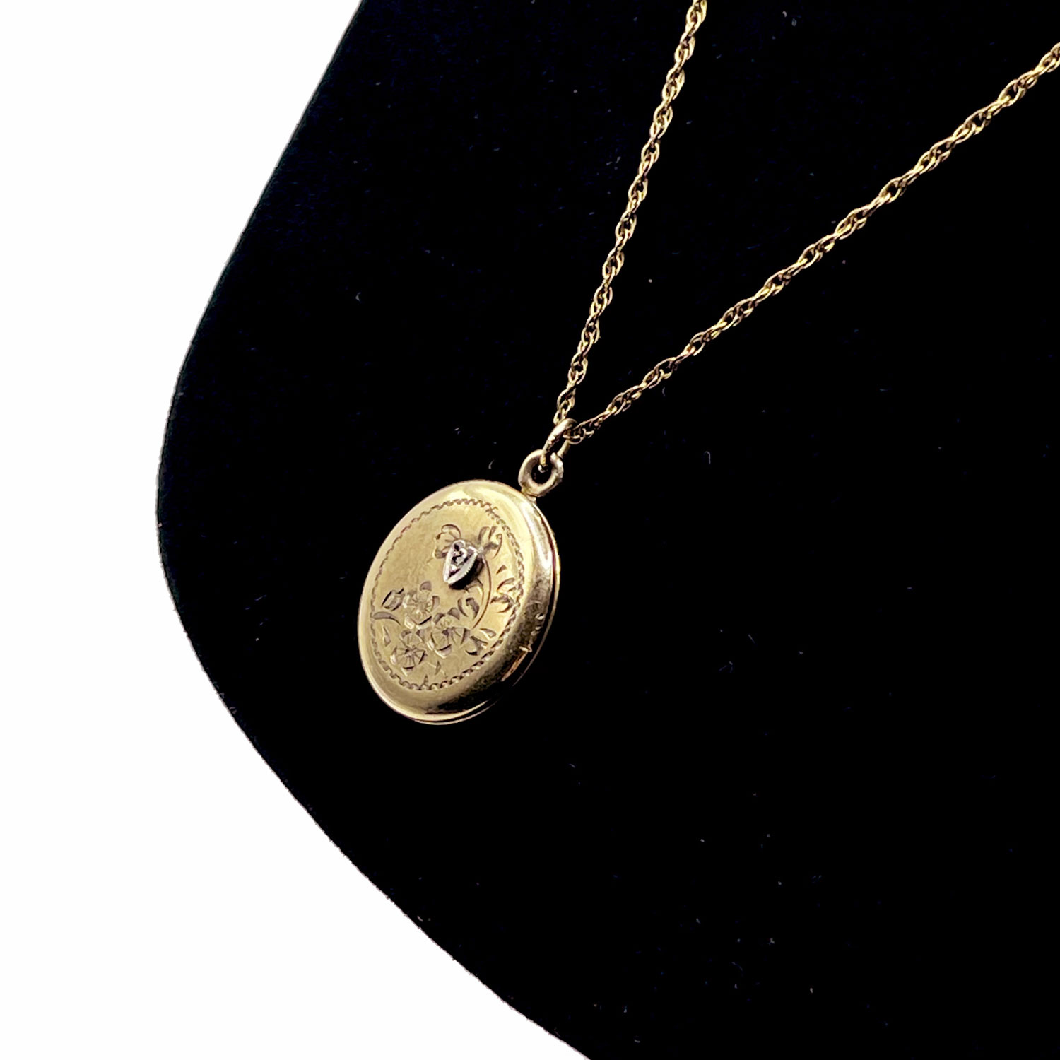 Antique locket pendant necklace