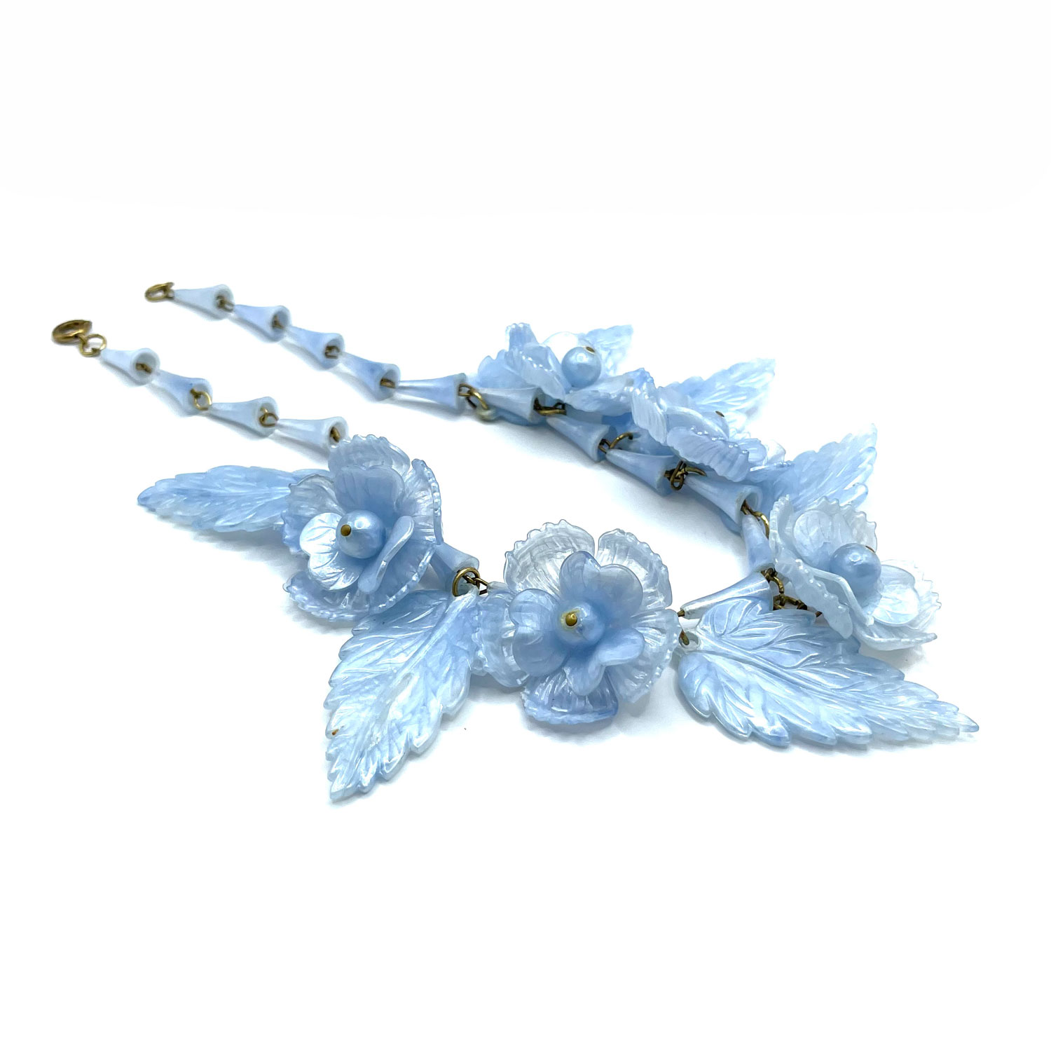 1930s flower and leaf celluloid necklace