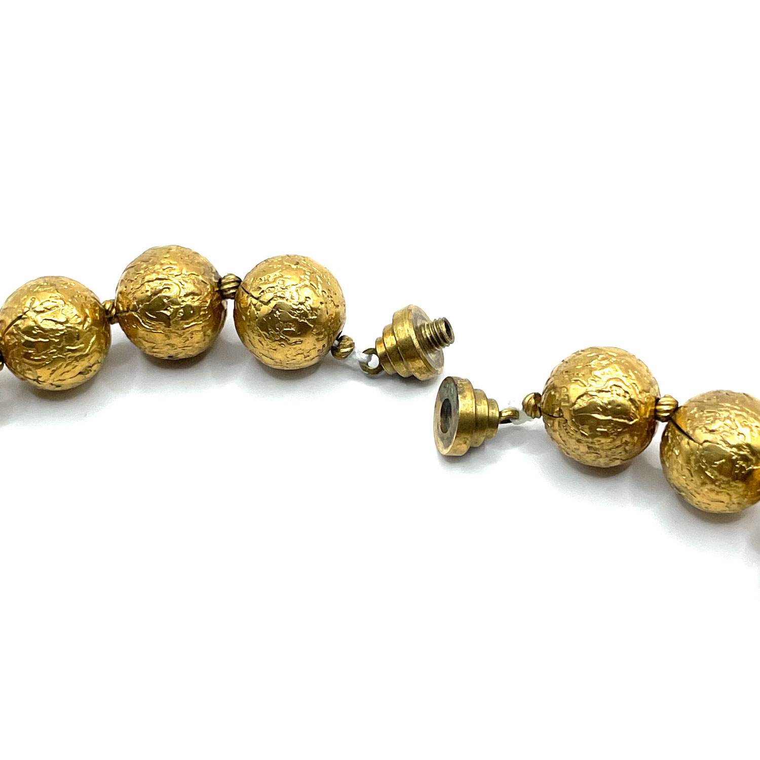 Gold tone beaded necklace