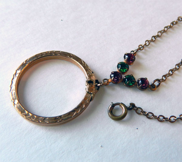 1940's pendant necklace