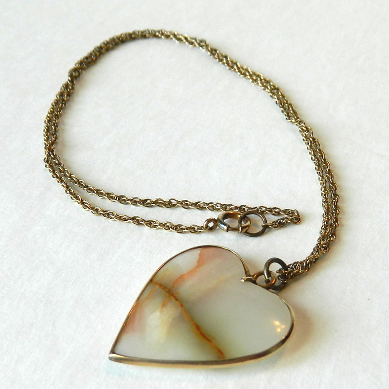 onyx heart pendant necklace