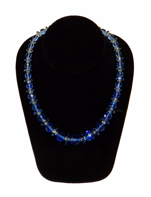 Vintage 1930's glass bead necklace