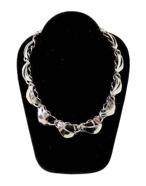 Vintage silver metal modernist necklace