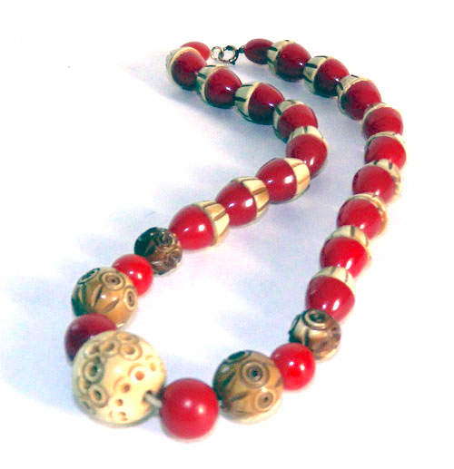 1930's celluloid bead necklace