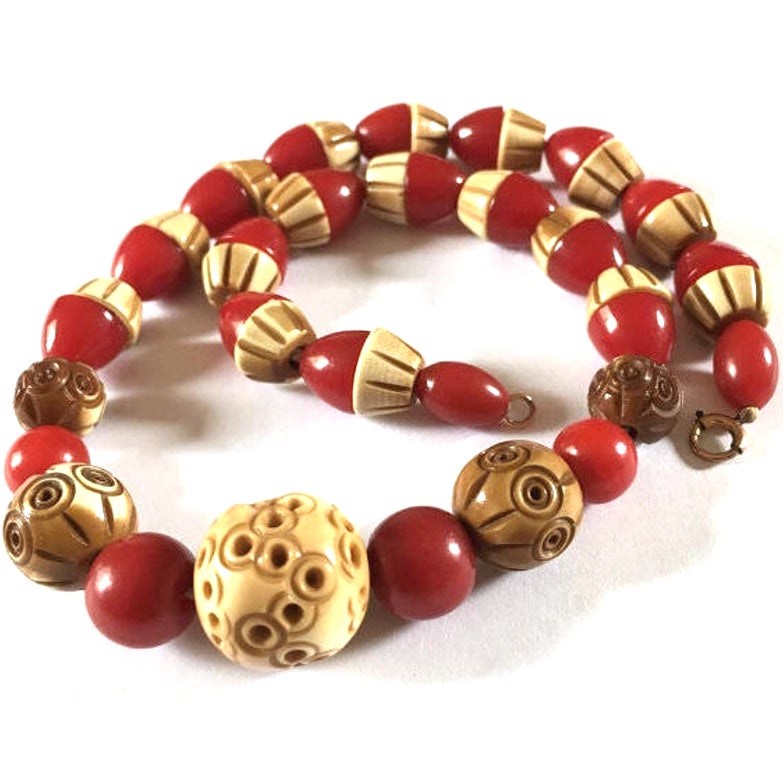 1930's celluloid bead necklace