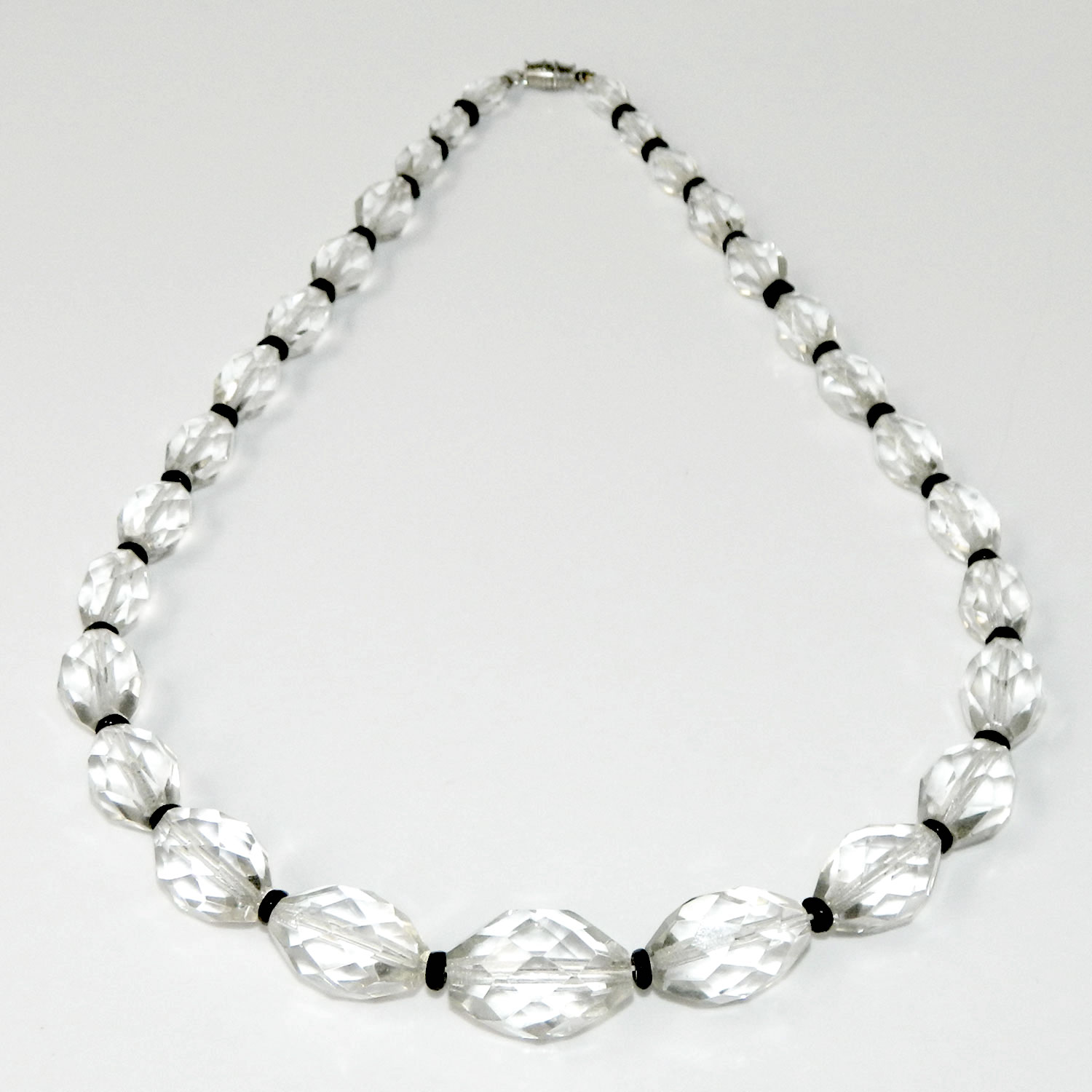 Vintage glass beaded necklace