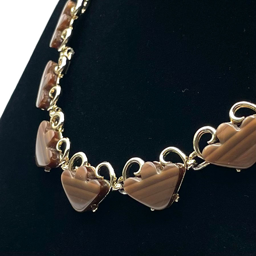 1950's thermoset necklace
