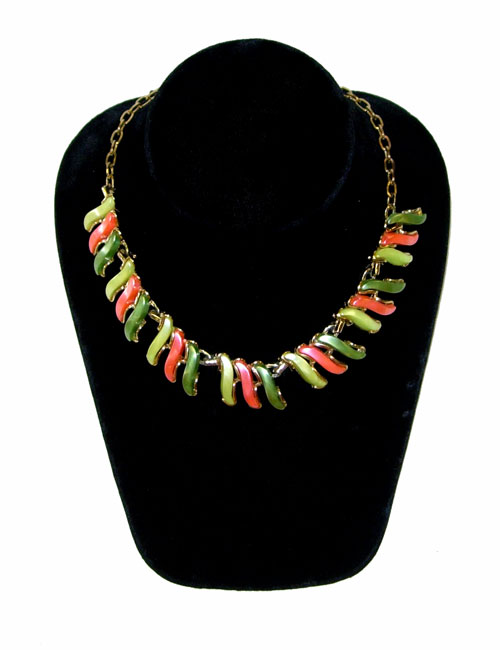 Vintage thermoset necklace