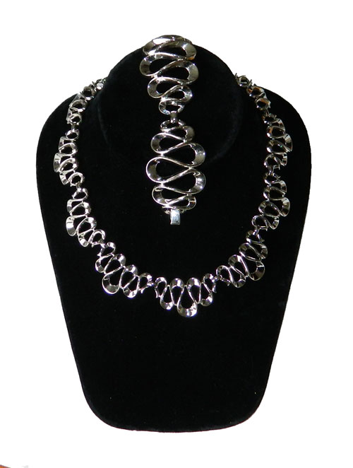 vintage Trifari necklace and earring set