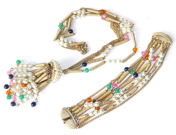 sarah coventry Light of the East brooch