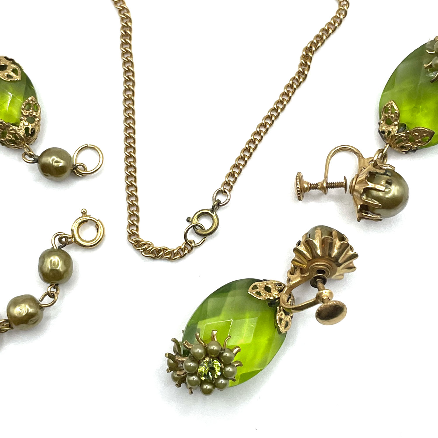 Vintage pendant necklace set