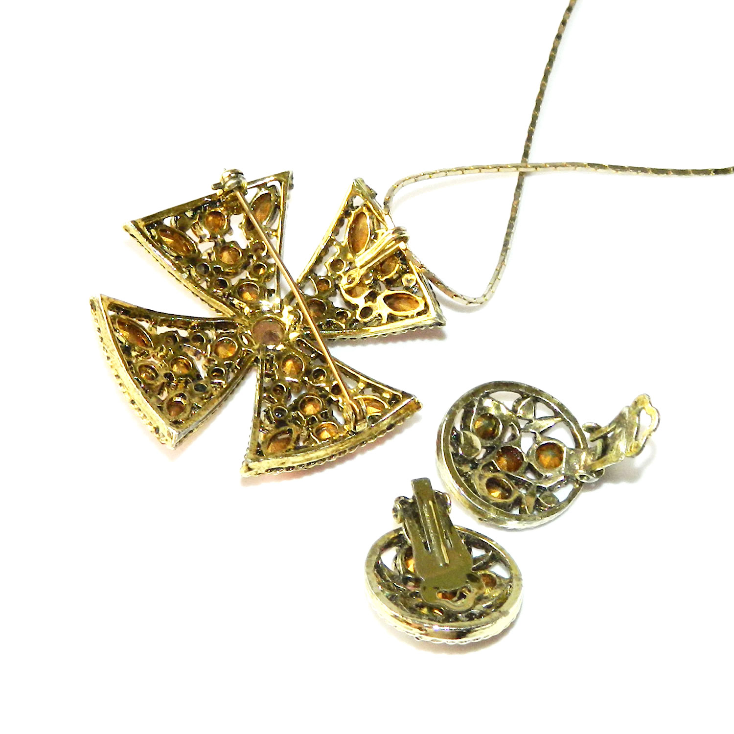 Maltese cross pendant necklace set