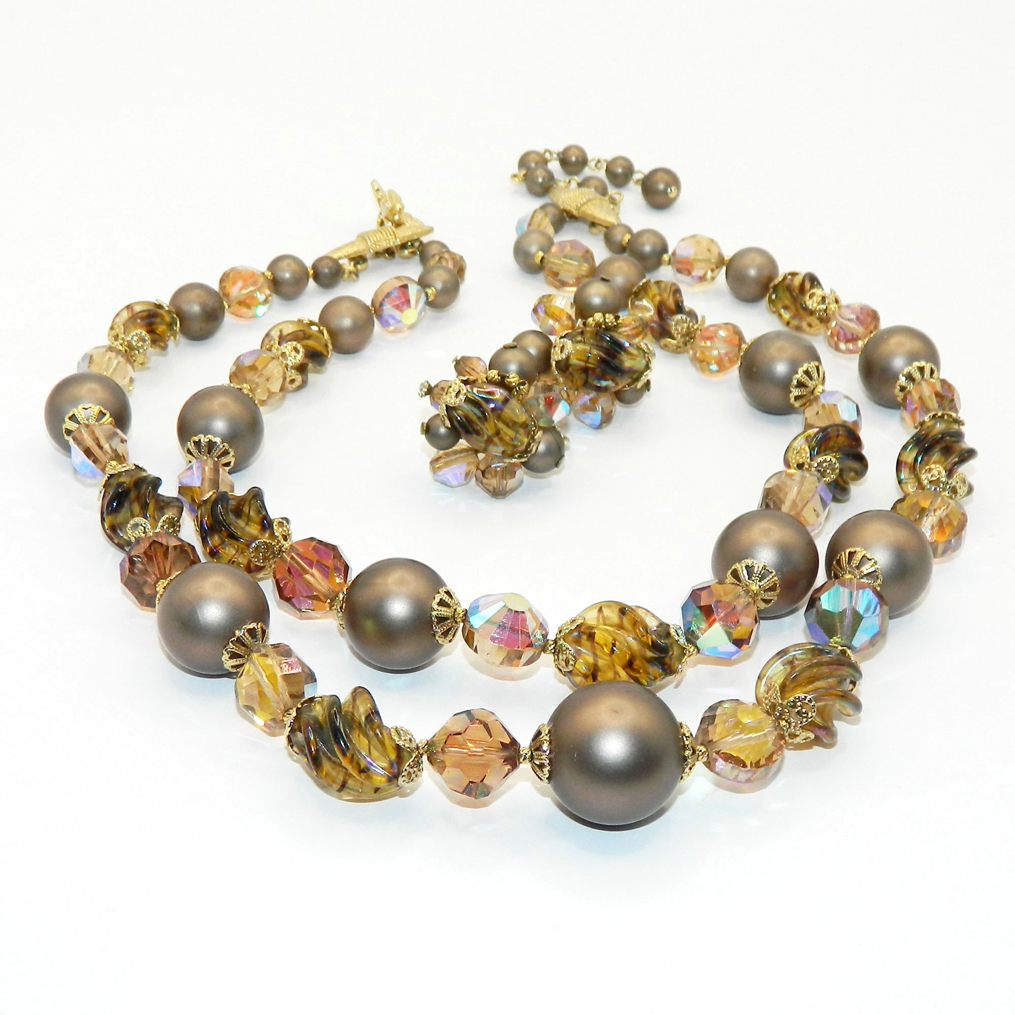 Vendome necklace and earring set