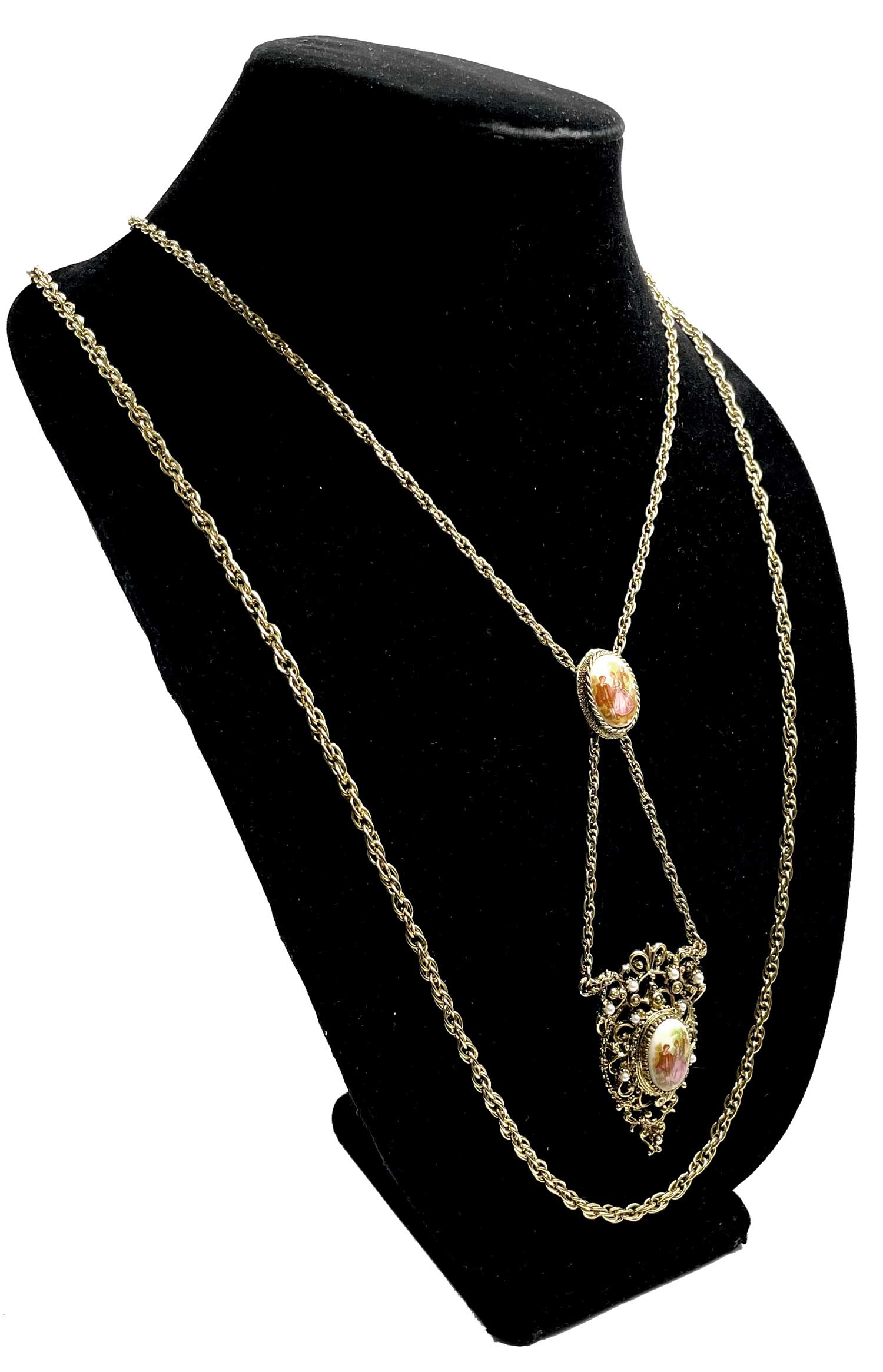 Ceramic 1970s pendant necklace and earring set