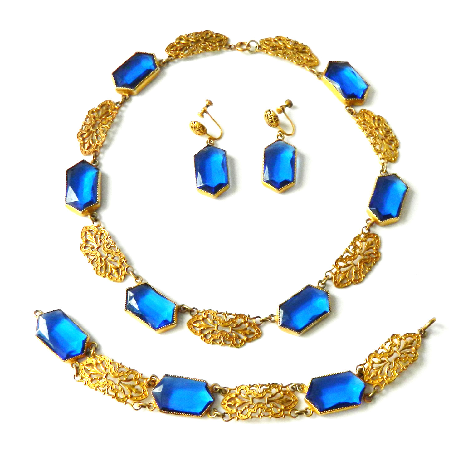 Antique necklace set