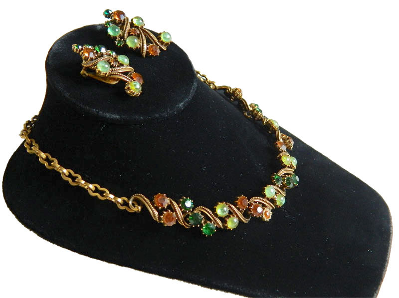 Florenza necklace and earring set