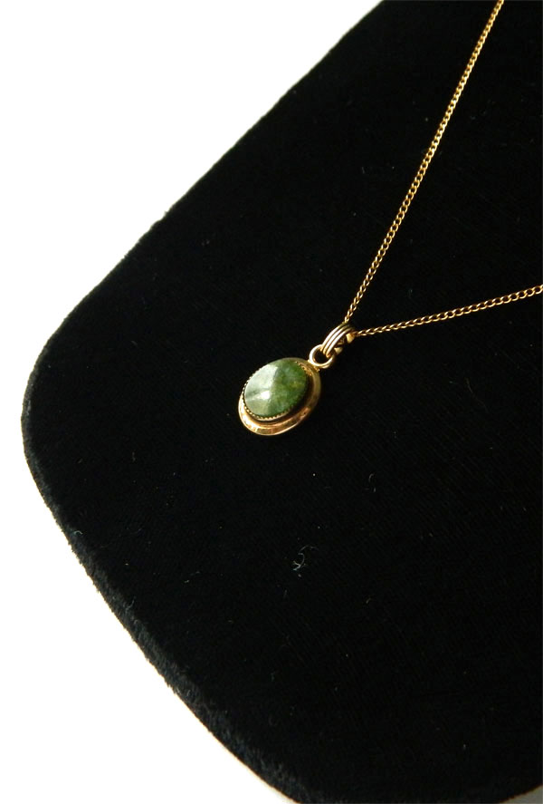 Sarah Coventry necklace and bracelet set
