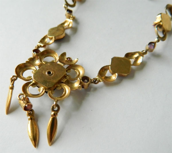 Gold plated silver necklace set