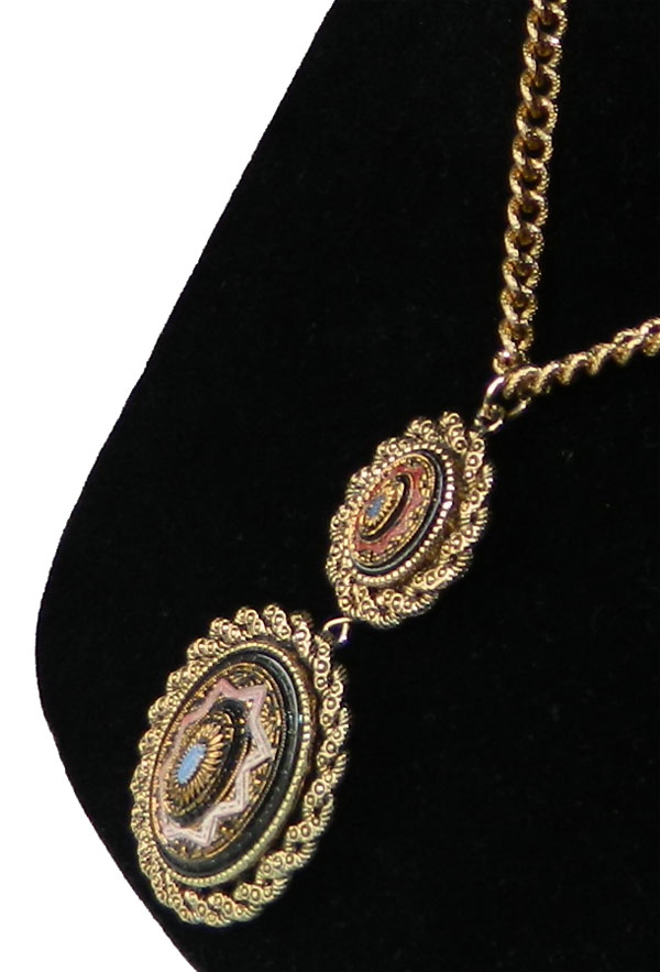 Sarah Coventry necklace and earring set