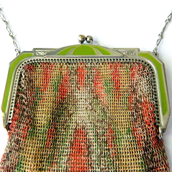 1920's Whiting and Davis mesh handbag