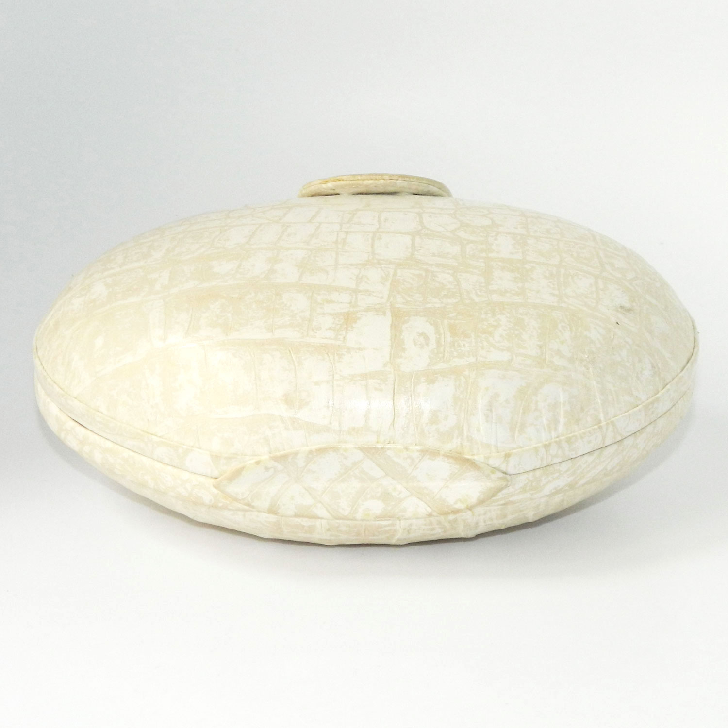 1980s clamshell clutch purse