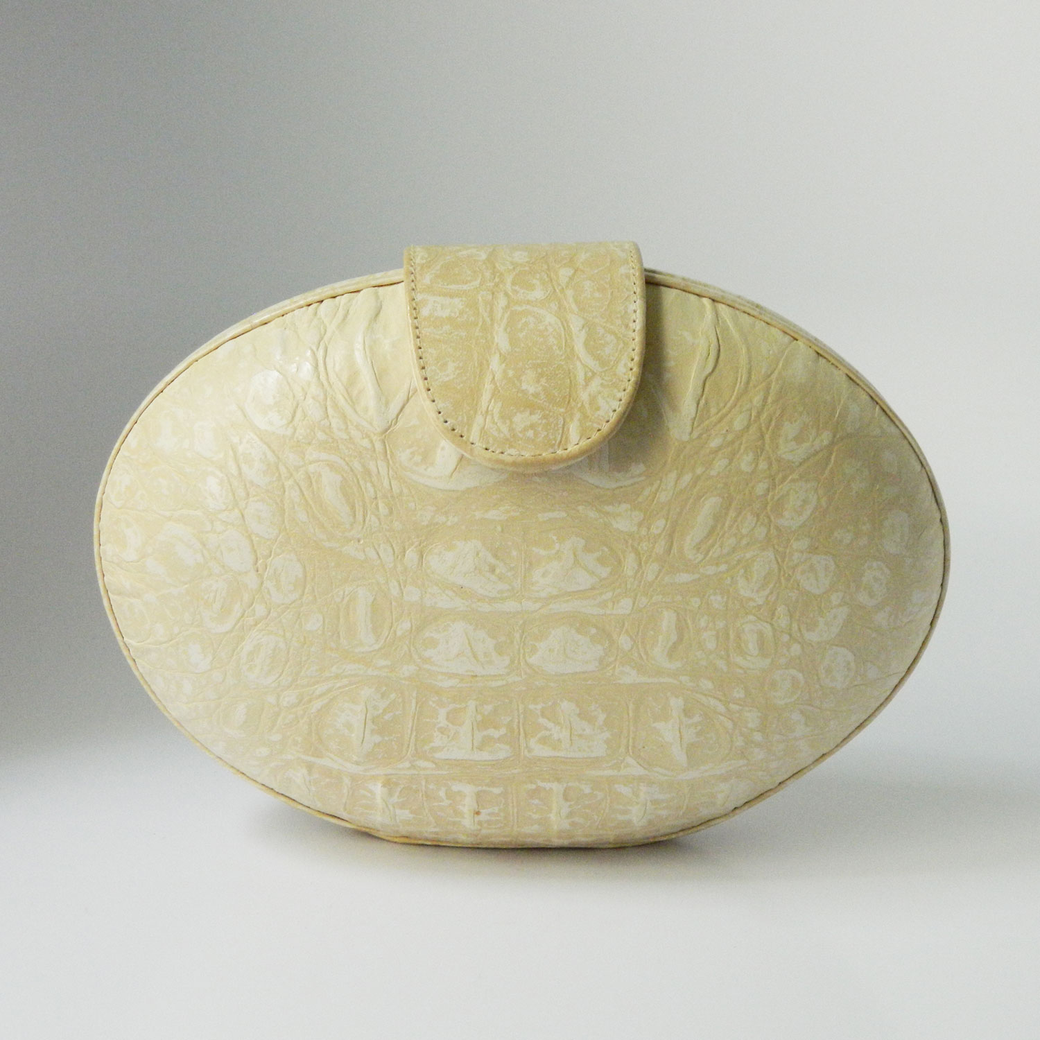 1980s clamshell clutch purse