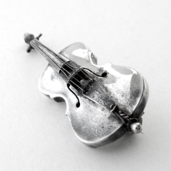 Vintage violin brooch