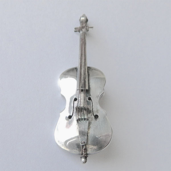 Vintage violin brooch