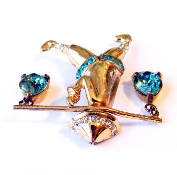 1940's Coro water carrier brooch