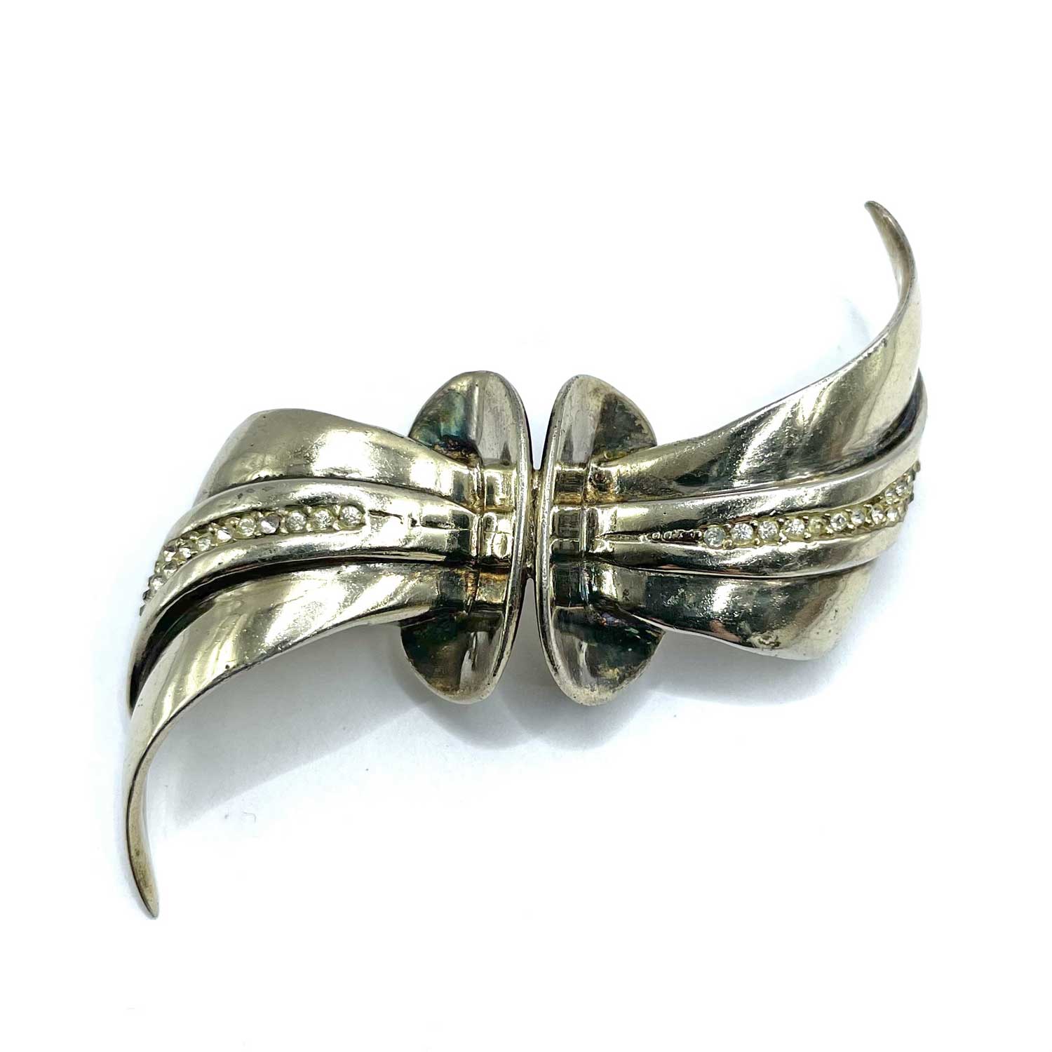 1940s sterling silver ribbon brooch by Jolle