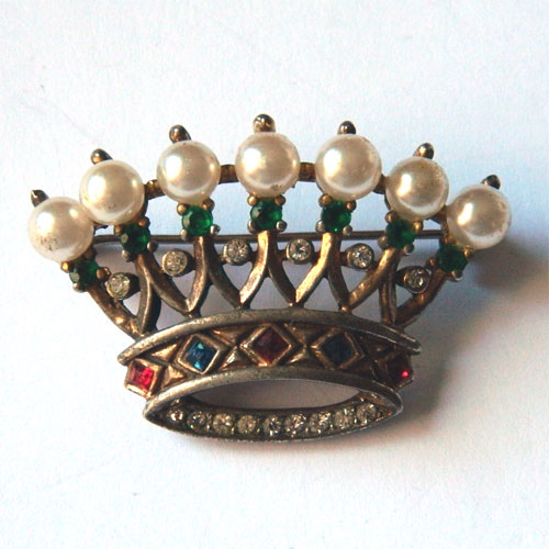 1940's silver Trifari crown brooch