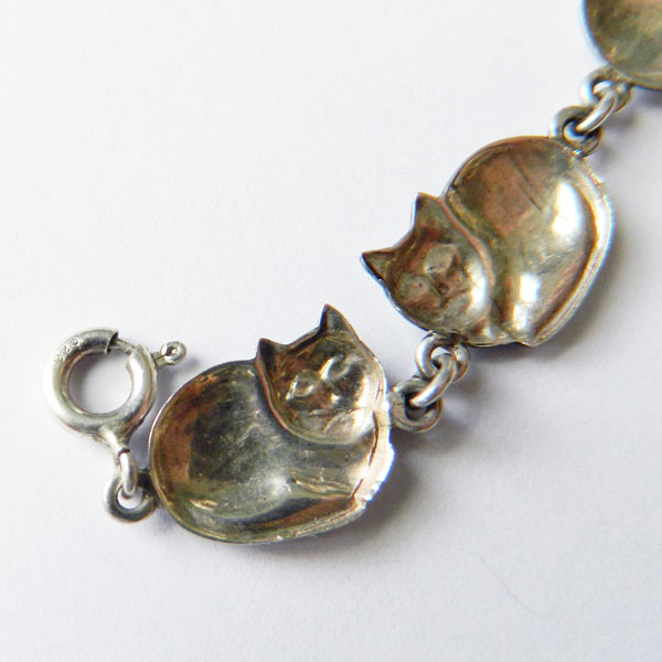 Sterling silver cat bracelet