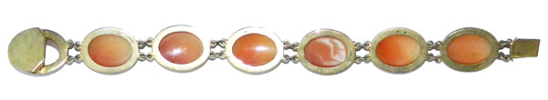 7 days a week cameo bracelet