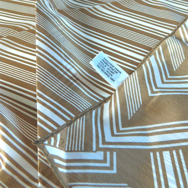 diagonal stripe scarf