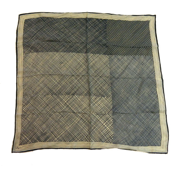 Vintage silk Vera designer scarf