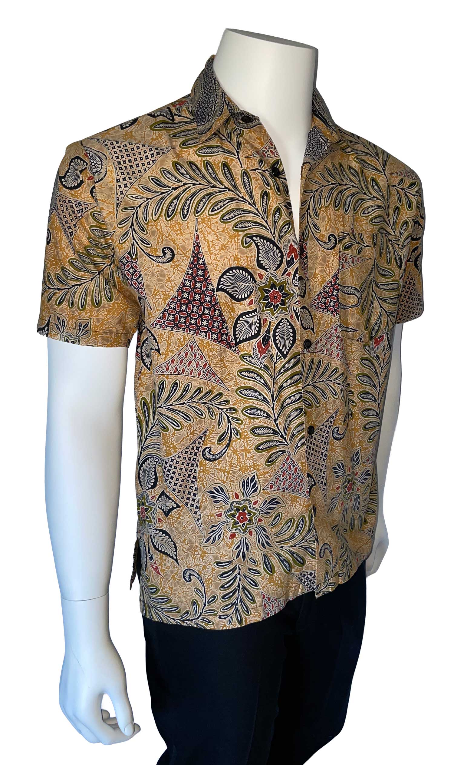 Unworn 1980s Thai short sleeve shirt