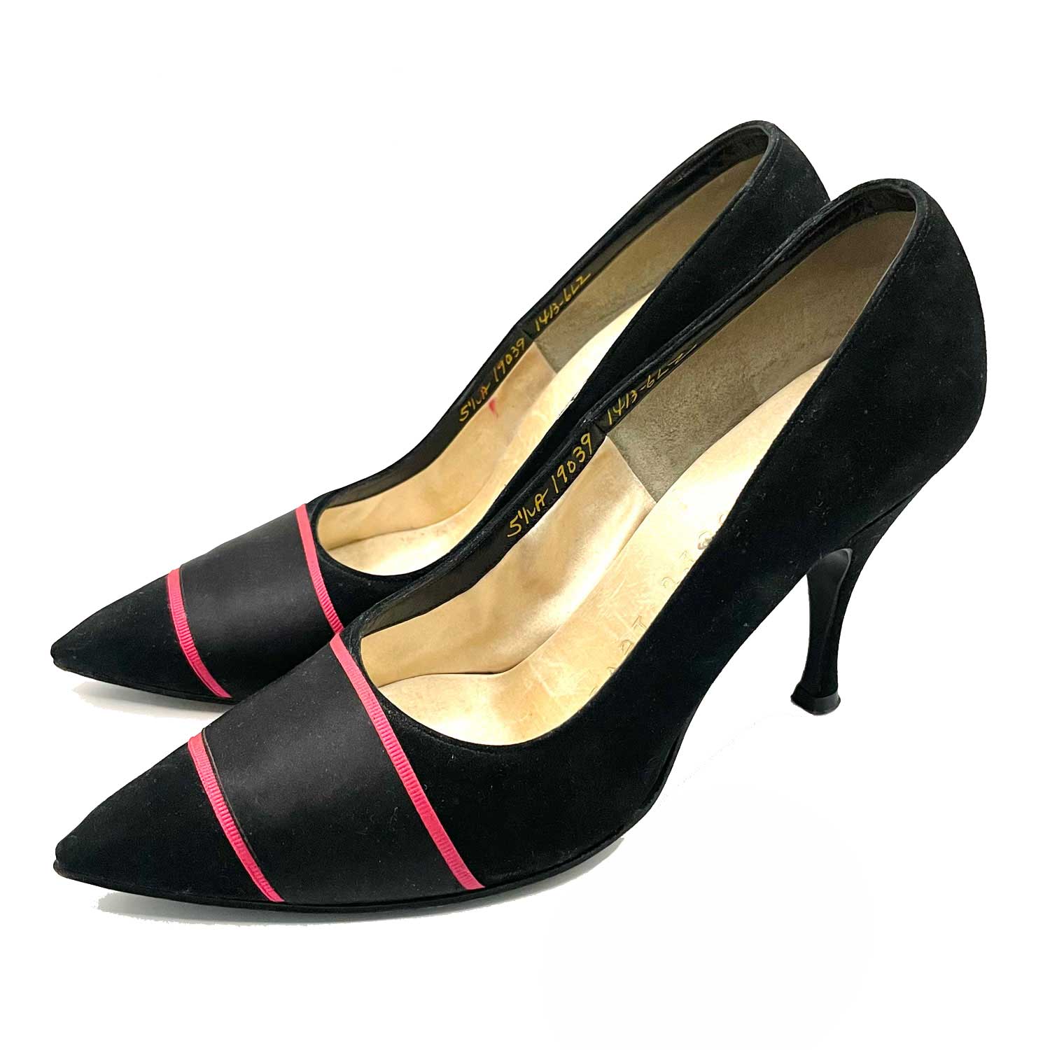 1950s black suede pumps