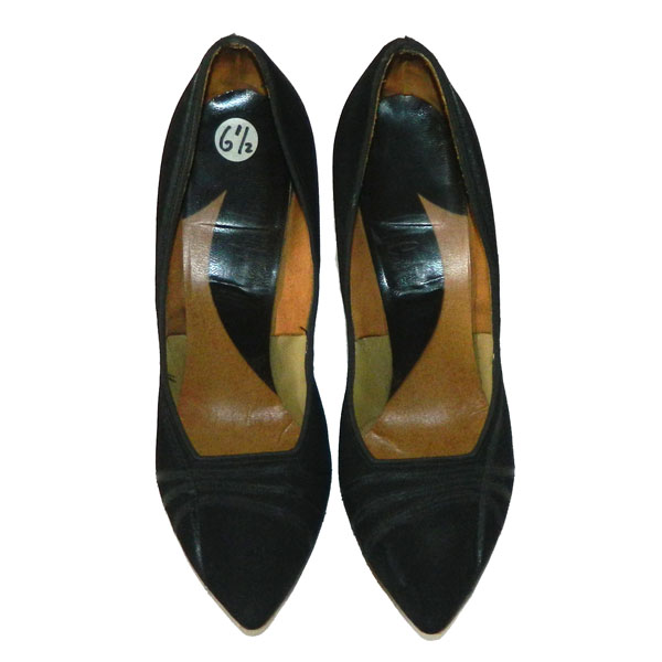 1950's Black Suede Pumps