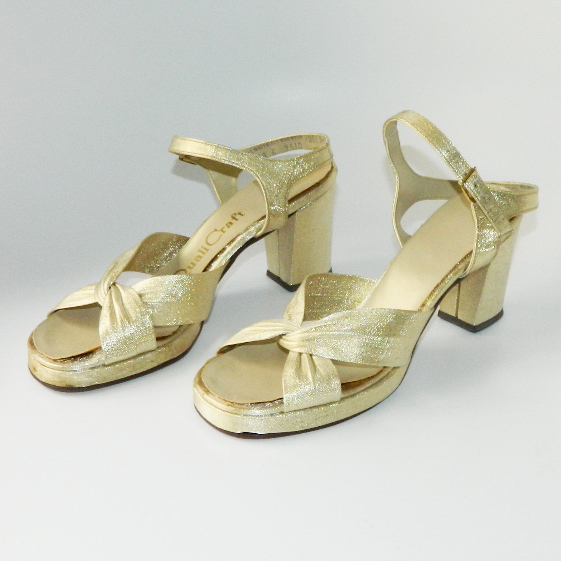 
1970s platform sandals
