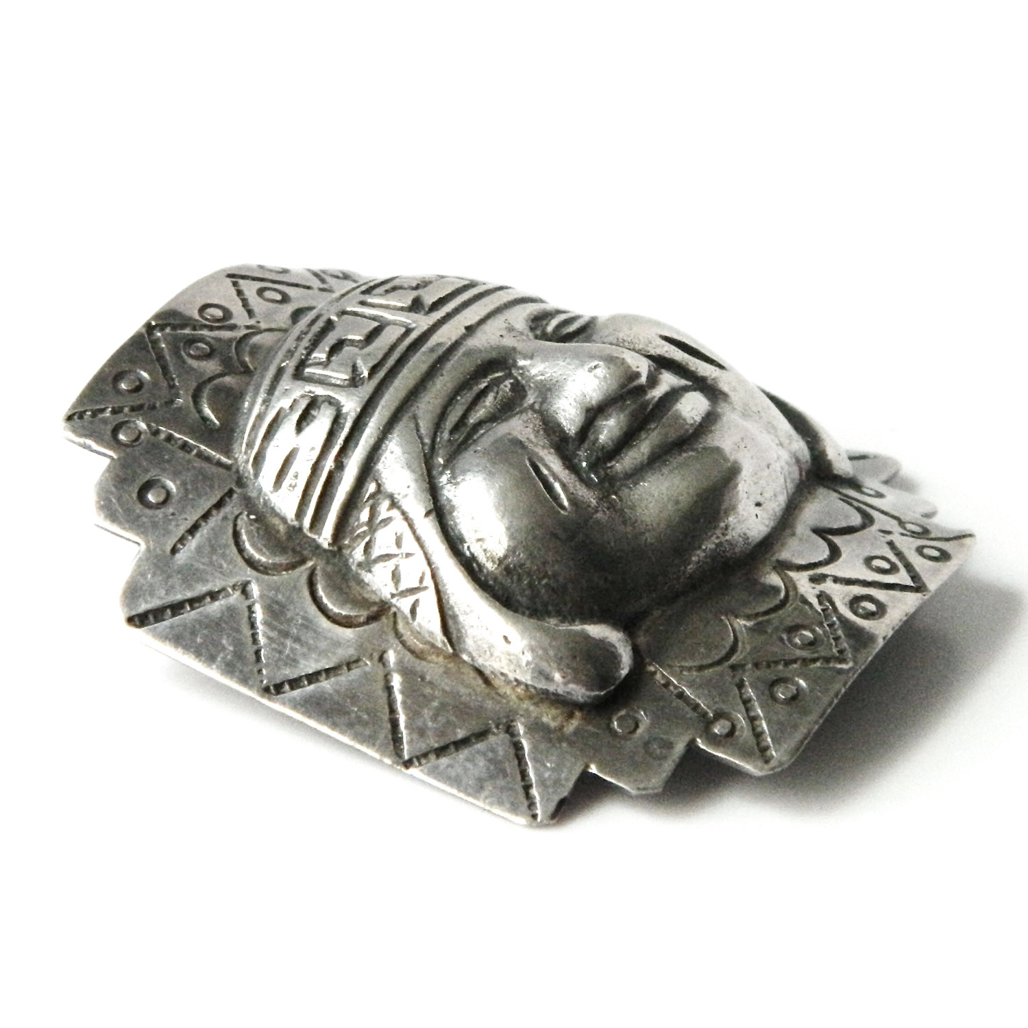 Vintage Peru silver brooch
