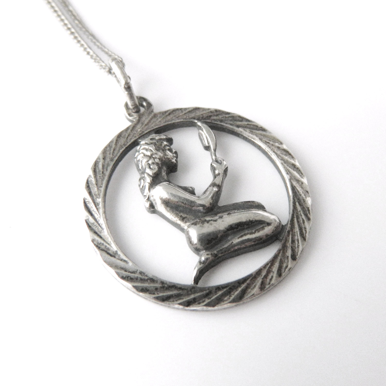 Sterling pendant necklace