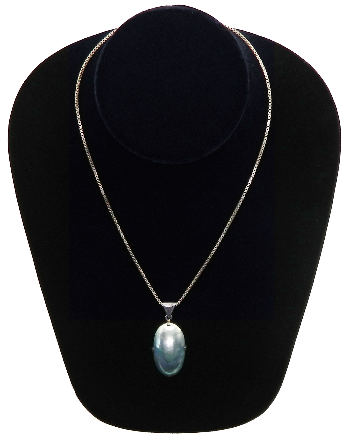 Sterling silver mother of pearl pendant necklace