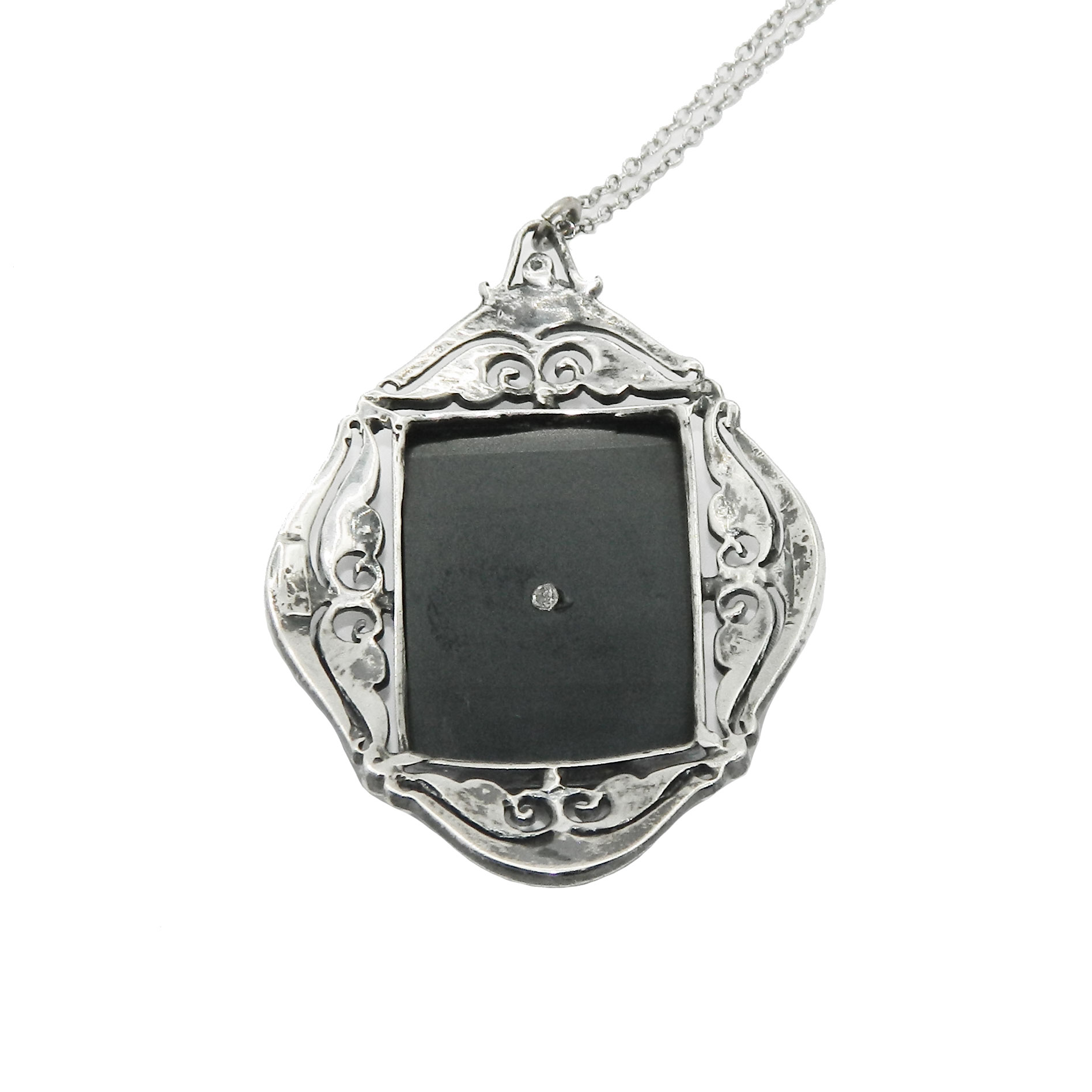 Enameld Art Deco pendant necklace