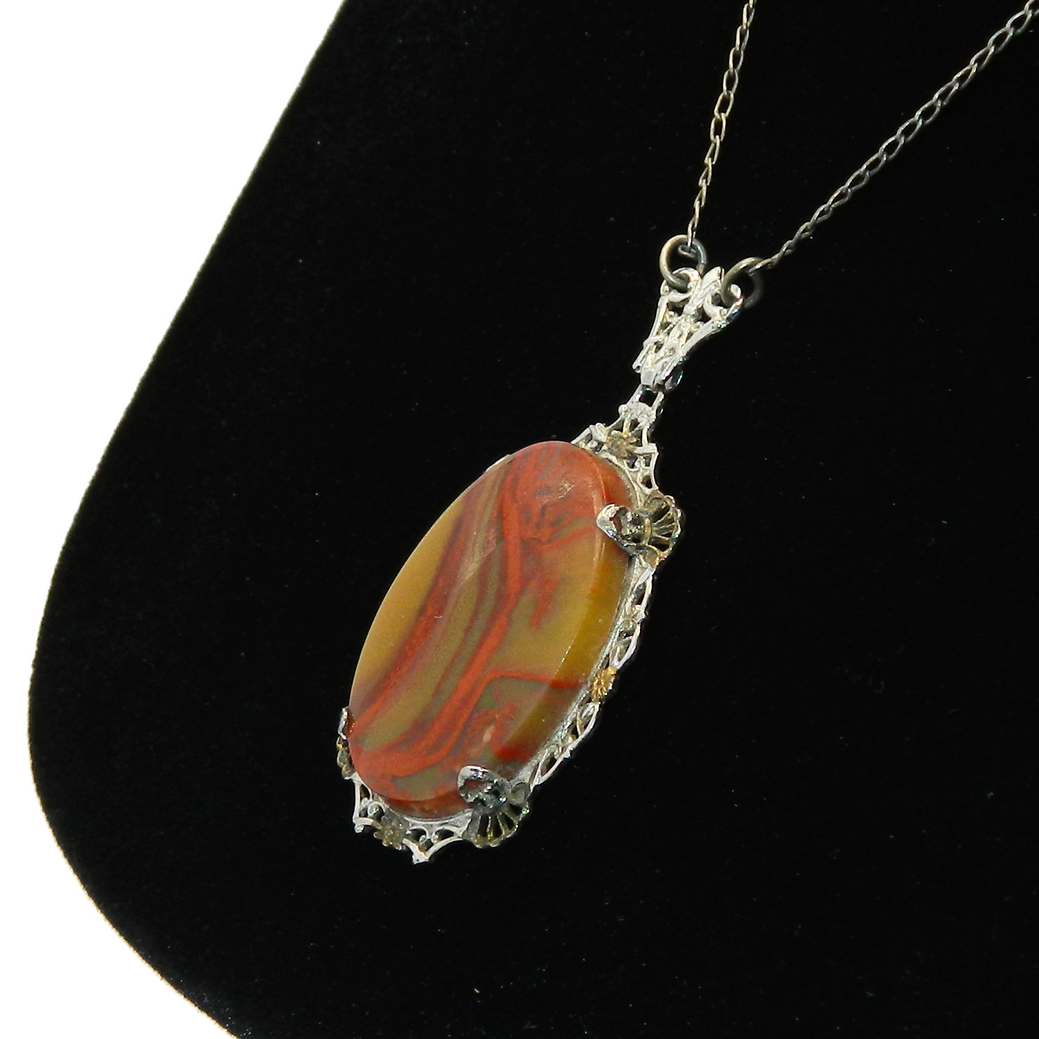 Art Deco agate pendant necklace