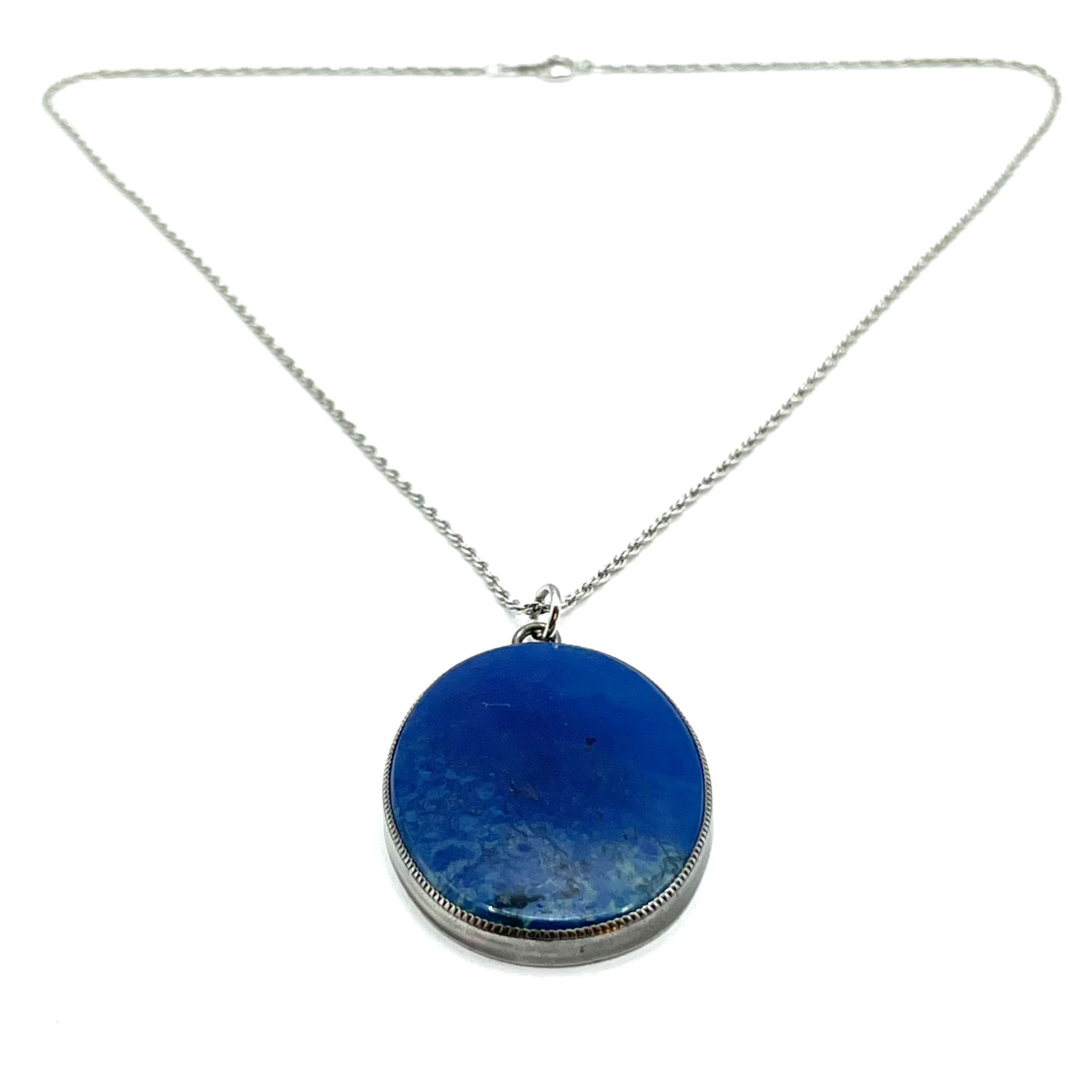vintage pendant necklace