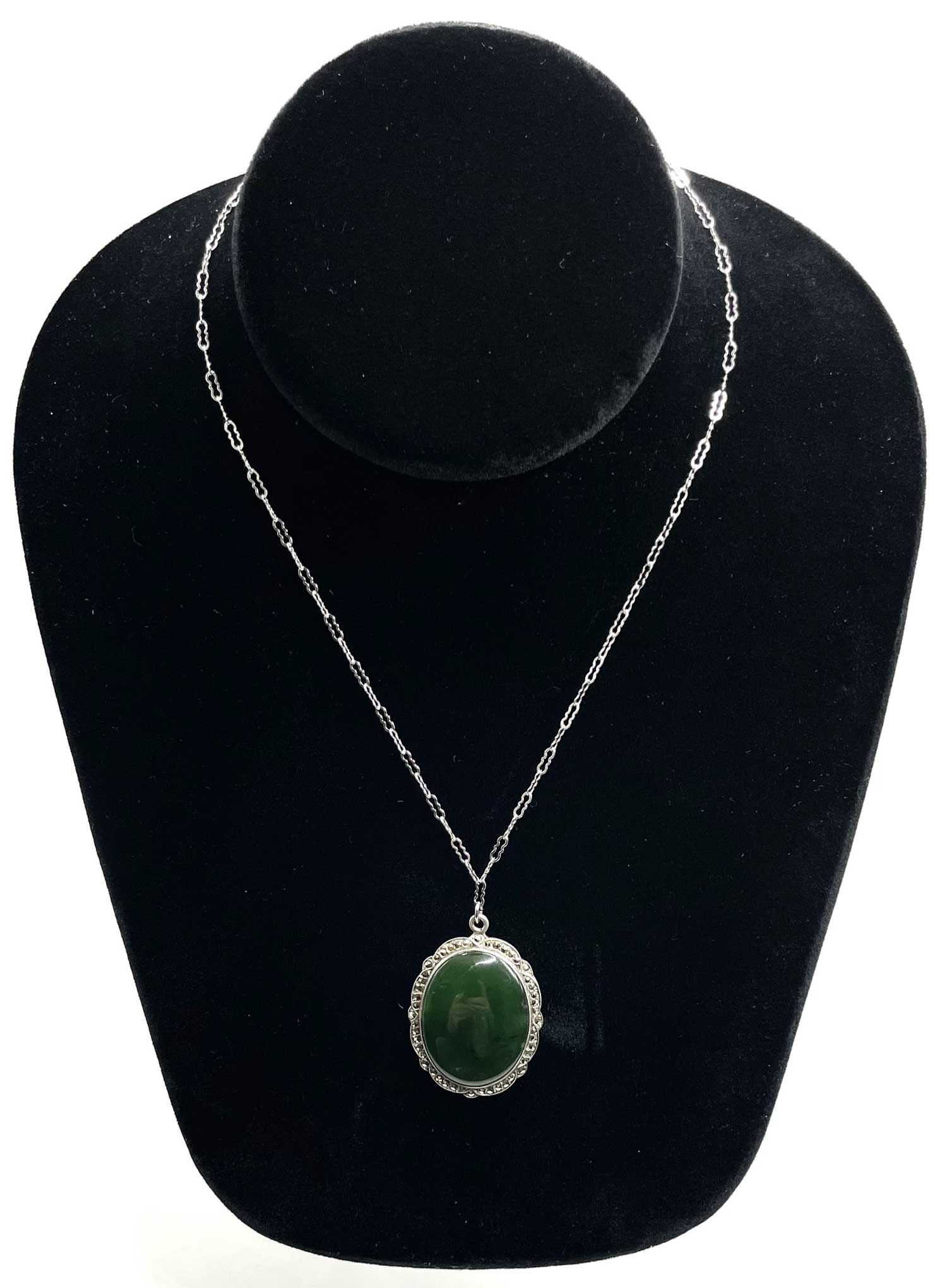 Art Deco jade pendant