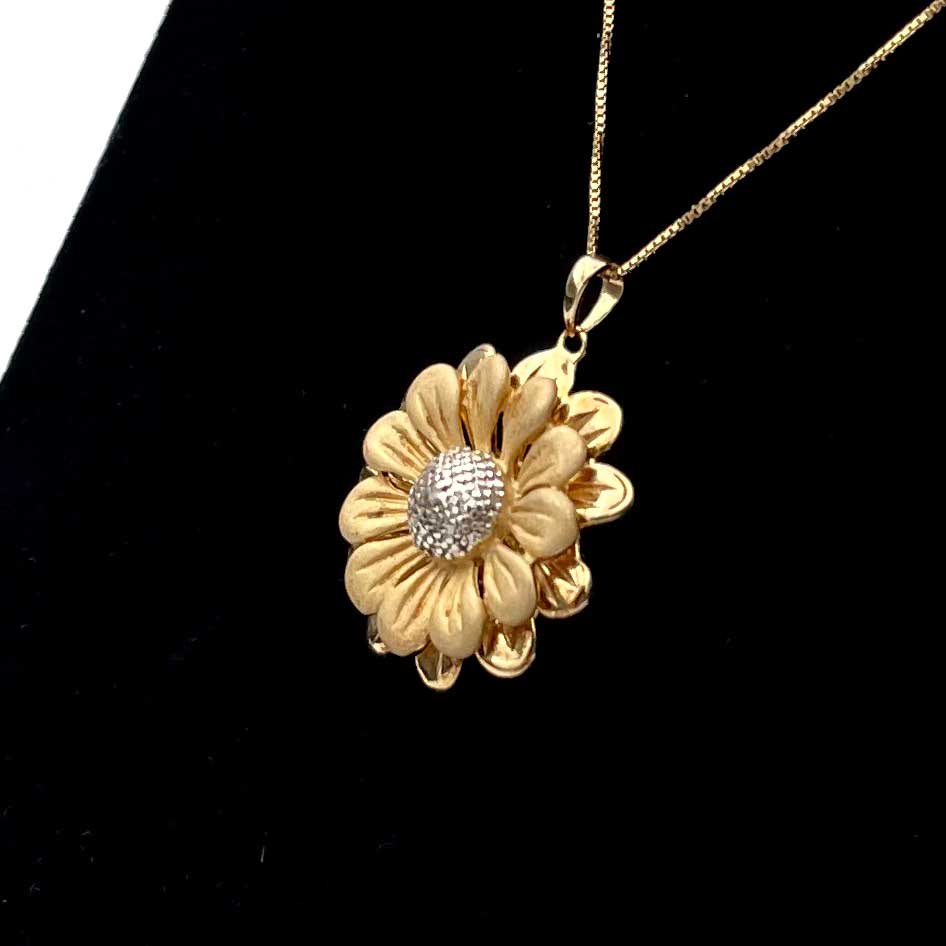 Sterling silver pendant necklace