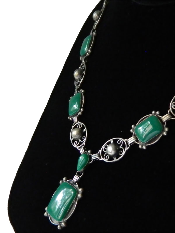 Mexican silver chrysoprase necklace