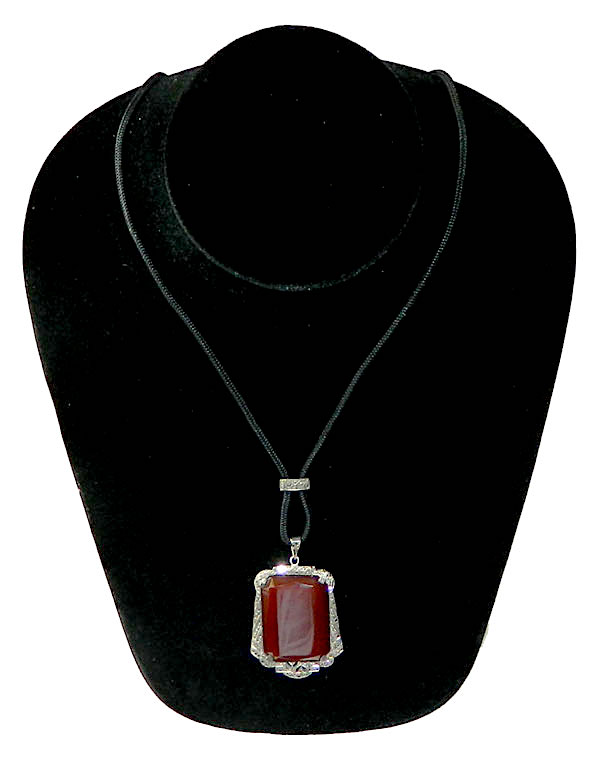 Art deco sterling silver pendant necklace